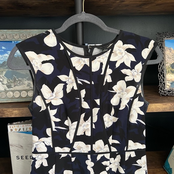 Ann Taylor Floral Midi Dress - Picture 2 of 4